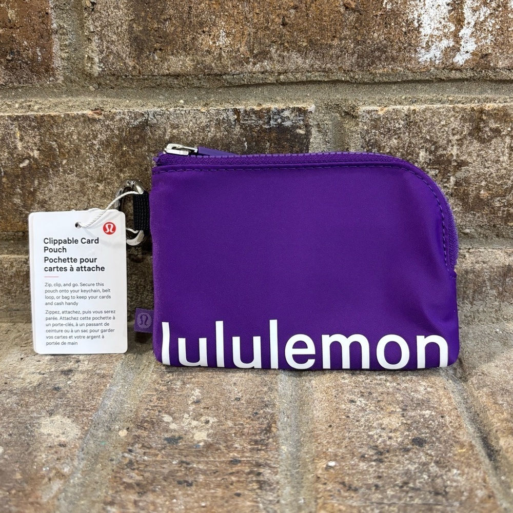 NWT Lululemon Clippable Card Pouch In College Purple/White